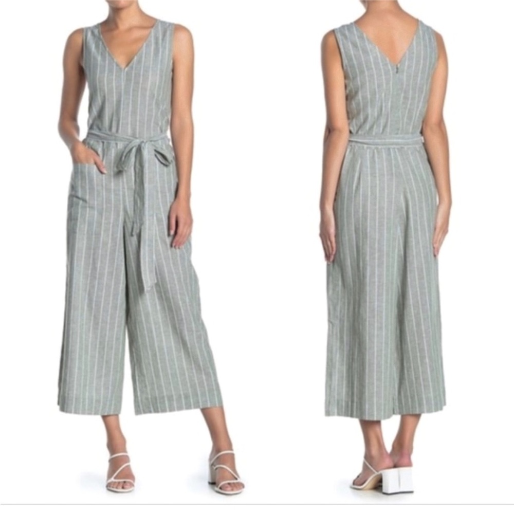 Beachlunchlounge Linen Blend Sage Green Sleeveless Cropped Jumpsuit, size Small
